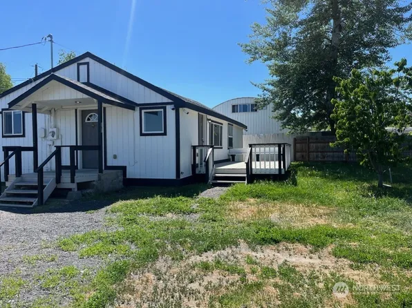 167 Moses Lake Avenue, Soap Lake, WA 98851