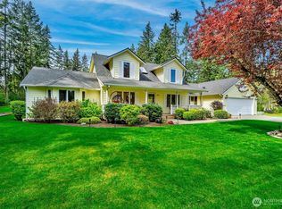 257 Dawn Crest Place, Camano Island, WA 98282