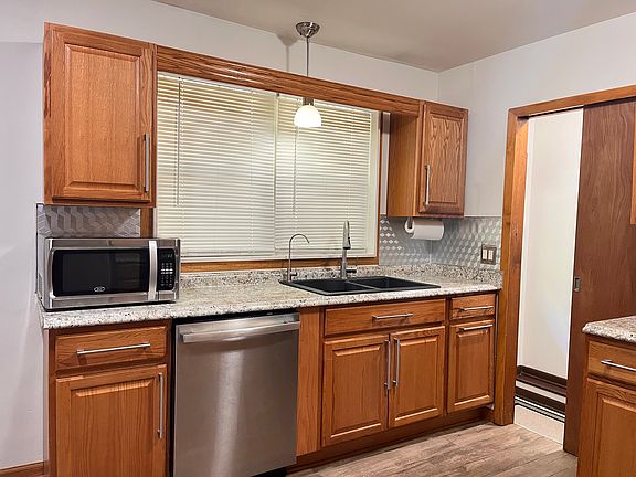 5th image of 2802 Kingston Dr