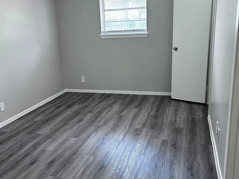 1700 W McIntyre St #13 — Photo 5