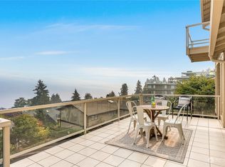 3909 NE 157th Pl, Lake Forest Park, WA 98155