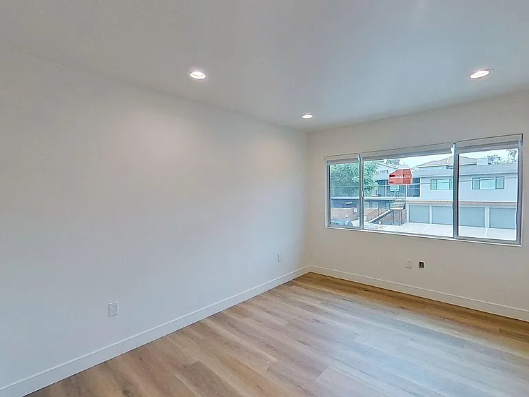 829 N Garfield St — Photo 121