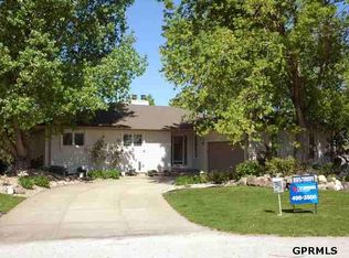 10 Ginger Cove Rd NE, Valley, NE 68064