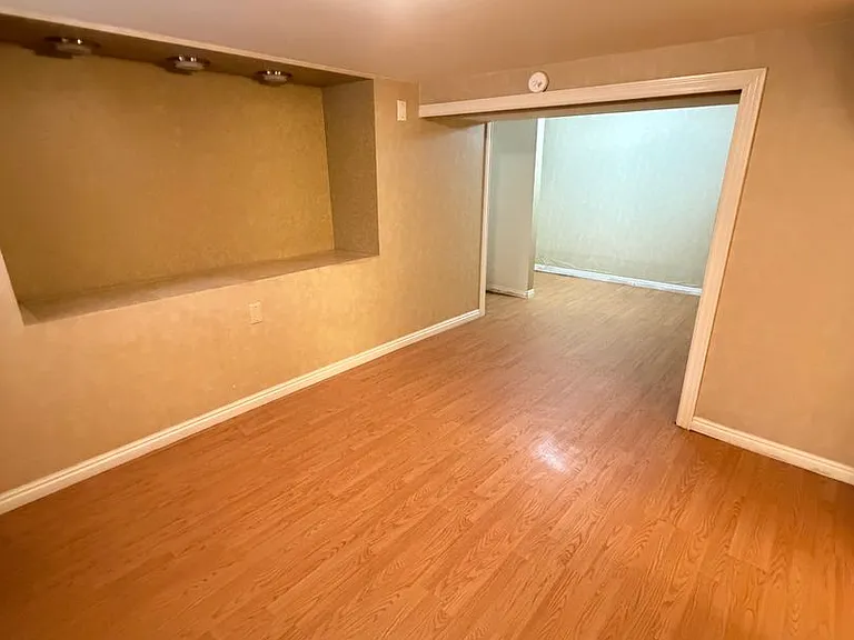 625 E Wilmington Ave — Photo 38
