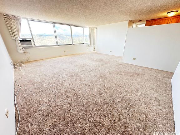 2nd image of 98-288 Kaonohi St APT 3903