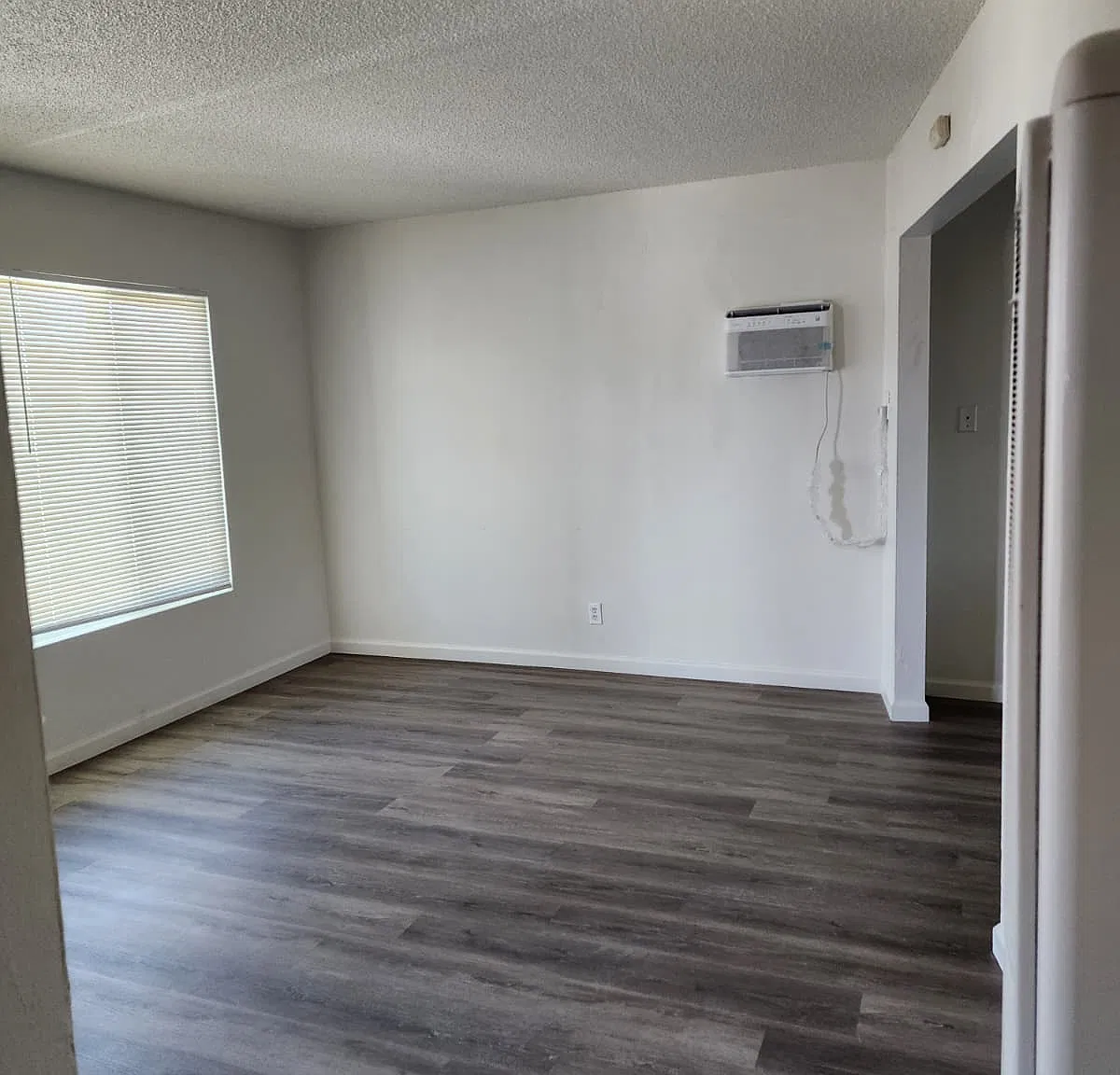 1 bed, $1,100 — Photo 3