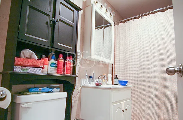 Rented by Brick&Mortar | media 4