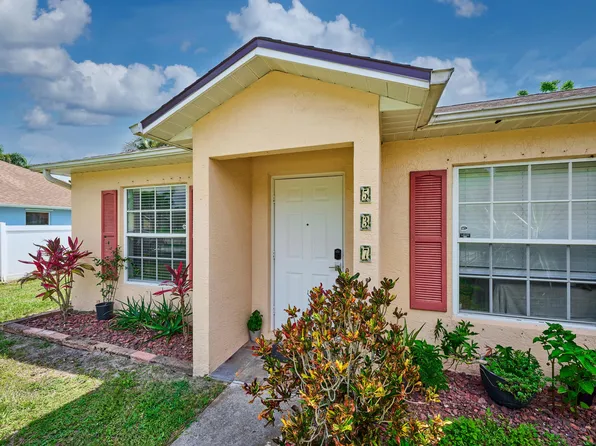 537 SW Hiawatha Street, Port St Lucie, FL 34953