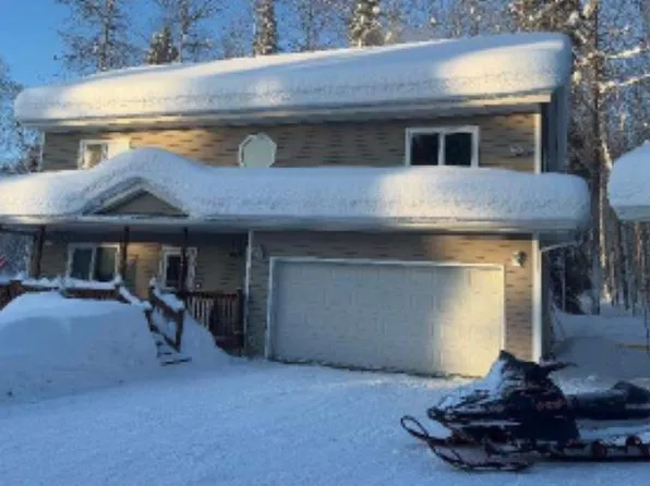 445 Kentshire Dr, Fairbanks, AK 99709