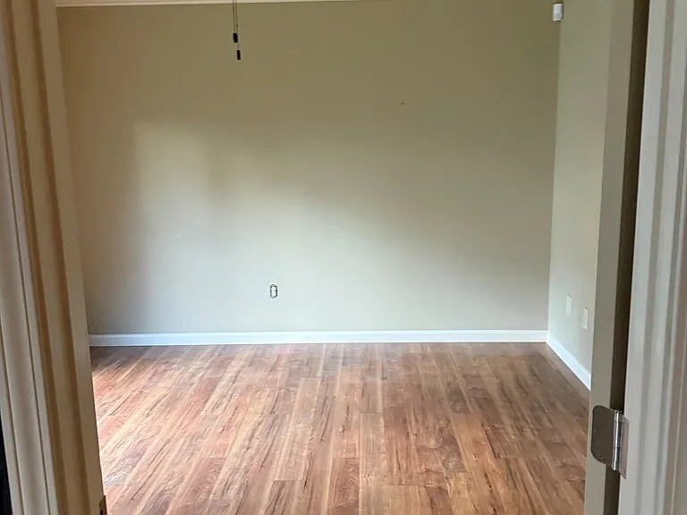 2905 River Rd — Photo 6