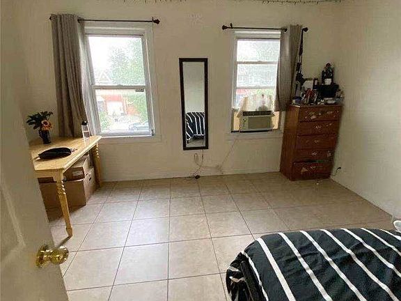 4th image of 5206 Junction Blvd