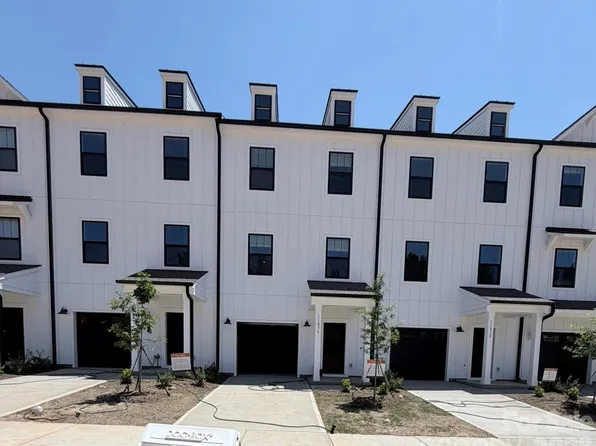 11836 Avocet St, Charlotte, NC 28215