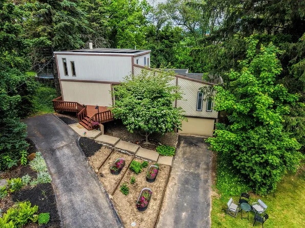 701 Windsor Ct, State College, PA 16801