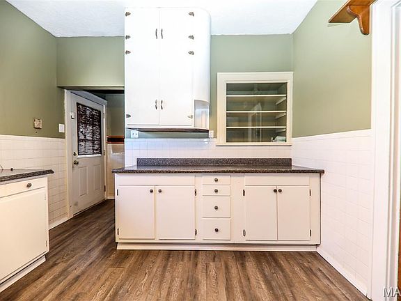 2nd image of 2801 Ralph St