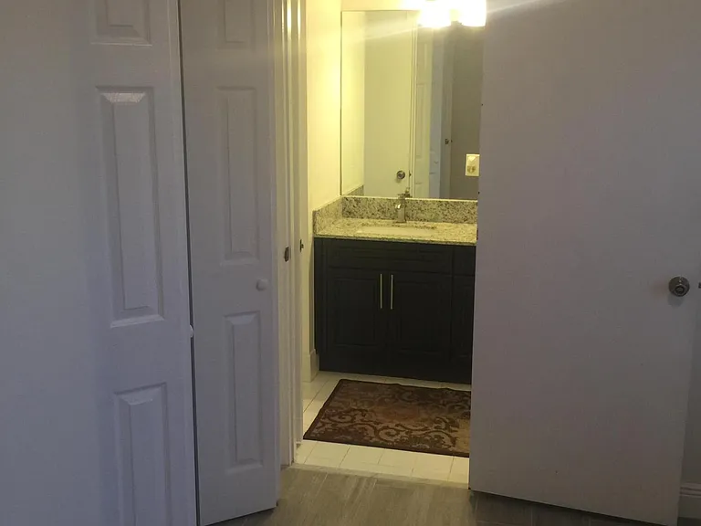 401 SW 120th Ave — Photo 31