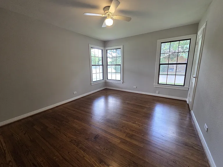 1309 Shady Ln — Photo 11