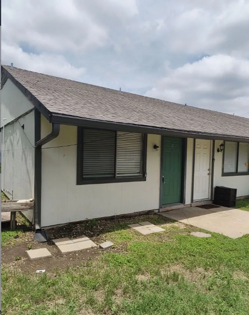 2609 Ektom Dr - Unit D, Austin, TX 78745 — Photo 1