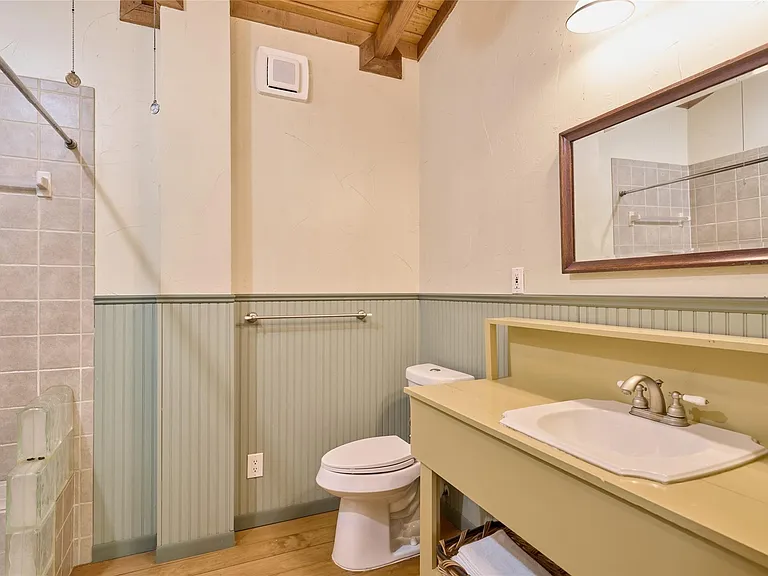 18233 Country Place Dr — Photo 21