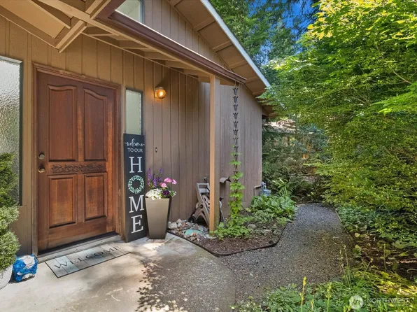 17116 Gravenstein Road, Bothell, WA 98012