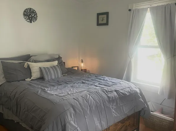 22 Dale St #22, Ware, MA 01082