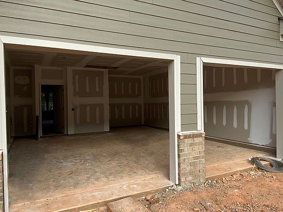 Homesite 179 Garage