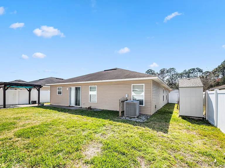 7377 Benes Trl — Photo 33