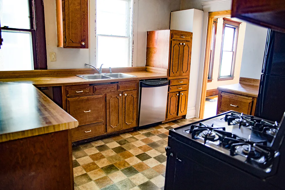 7 bed, $3,850 — Photo 4
