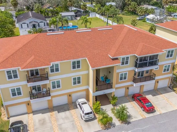 6395 Banyan Blvd APT 301, New Port Richey, FL 34652