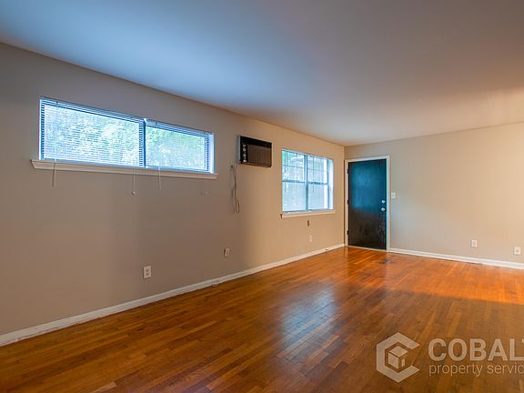3rd image of 755 Saint Charles Ave NE #5