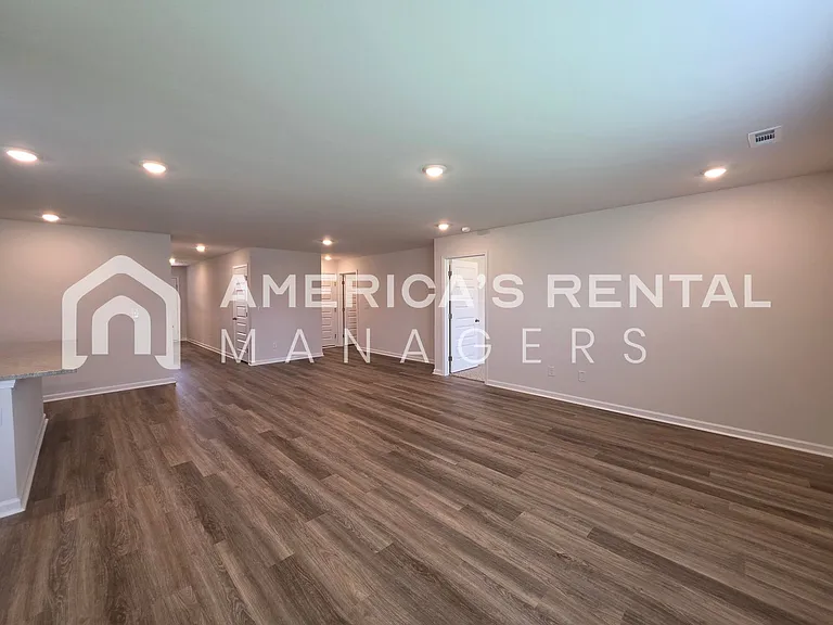 120 Jonboy Ave — Photo 25