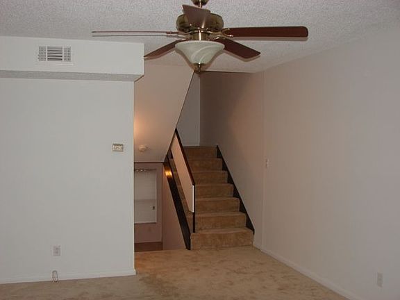 3rd image of 4508 La Capri Ct
