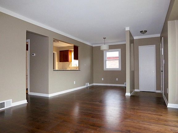 2nd image of 173 Elmsford Dr