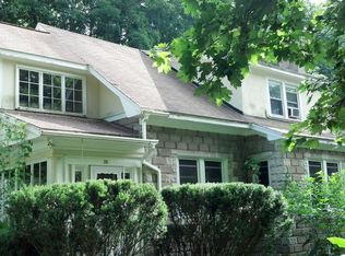 26 Prospect St, Bethel, CT 06801