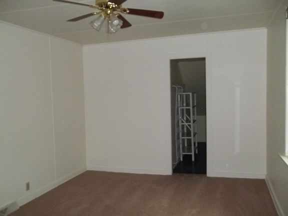 Larger bedroom, 12 x 15 feet