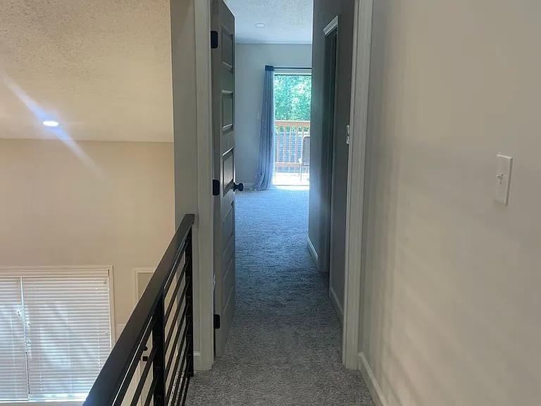1900 Ridgecrest Dr #201 — Photo 18
