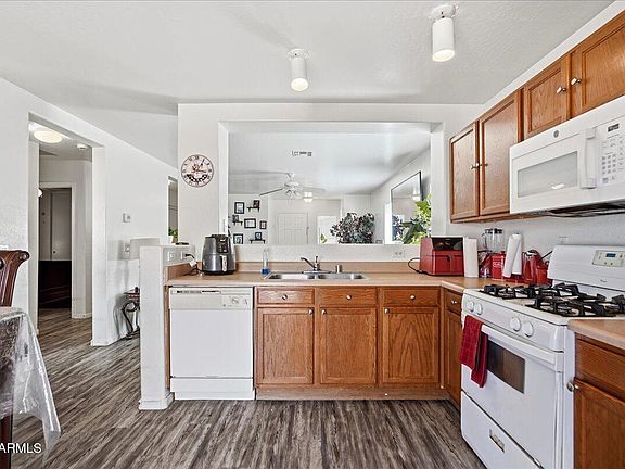 3rd image of 6042 W ENCINAS Lane