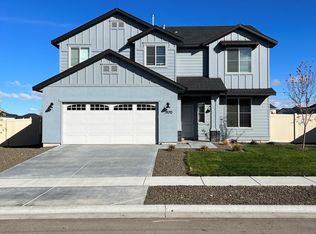 7870 E Rogue Dr, Nampa, ID 83687