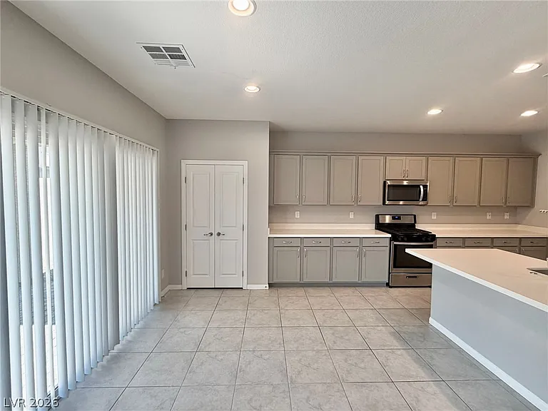 9953 Tucket Point Ct — Photo 8