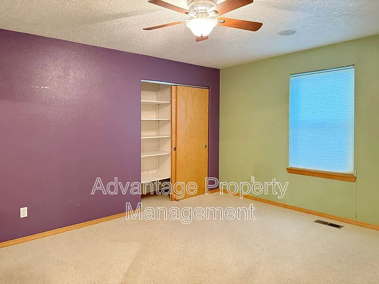 1340 SW Timian St — Photo 15