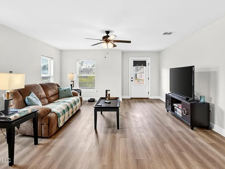 18102 Evergreen Dr — Photo 6