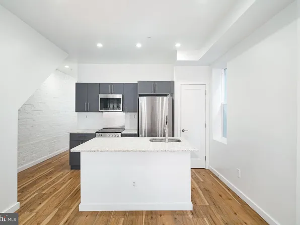 1247 S 53rd St, Philadelphia, PA 19143