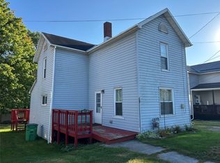 126 E Erie St, Linesville, PA 16424