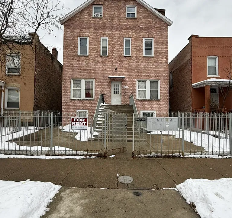 2340 S Lawndale Ave