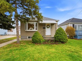 547 Cochrane Rd, Hamilton, ON L8K3H4