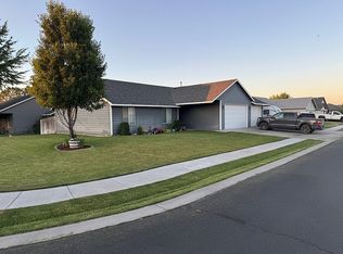 696 W Pheasant Ave, Hermiston, OR 97838