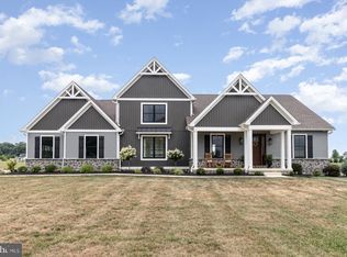 68 N Dickinson School Rd, Carlisle, PA 17015