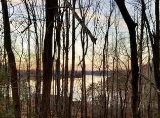 196 E Cove Dr, Greenback, TN 37742