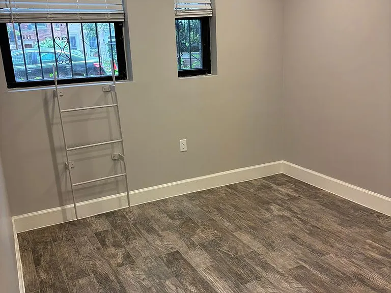1749 T St NW — Photo 26