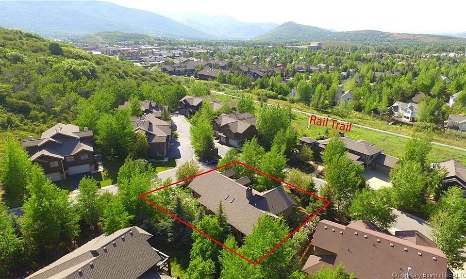 1st image of 2024 Paddington Dr