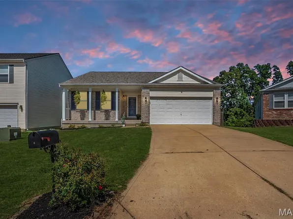 4 Liberty Lndg, Herculaneum, MO 63048